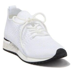 ZELLA BNWOT Womens Size 10 "Rorie" knit Sneaker white lightweight NEW